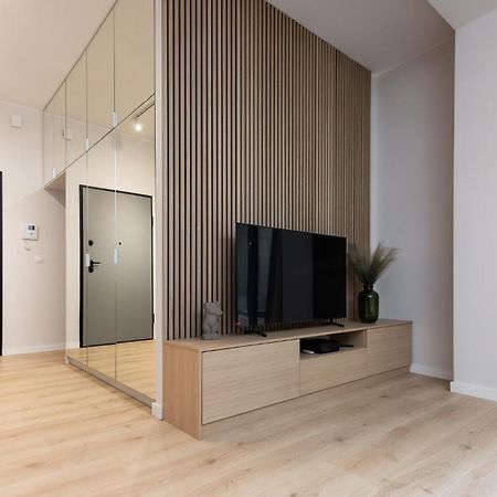 Flatbook - City Center Apartments Granaria Гданьск Экстерьер фото